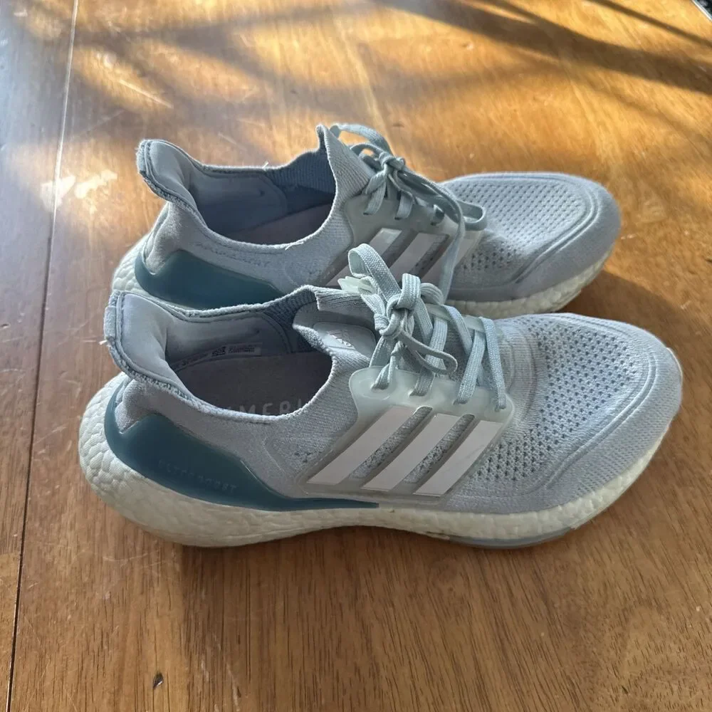 Adidas Ultraboost 5.0 DNA Women’s Size 7 Running Walking Athletic Shoe
